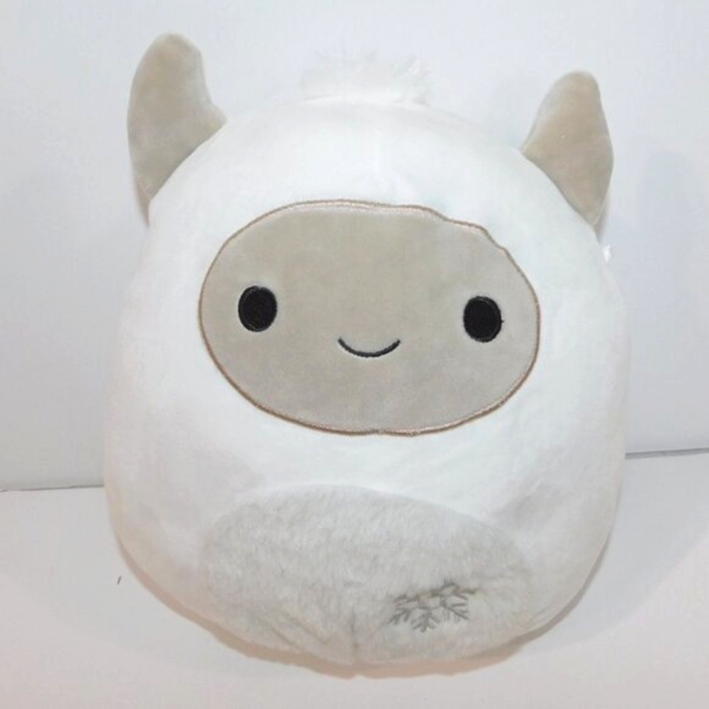 Squishmallows 8" Plush White Yeti Snowflake Amleth Stuffed 2022